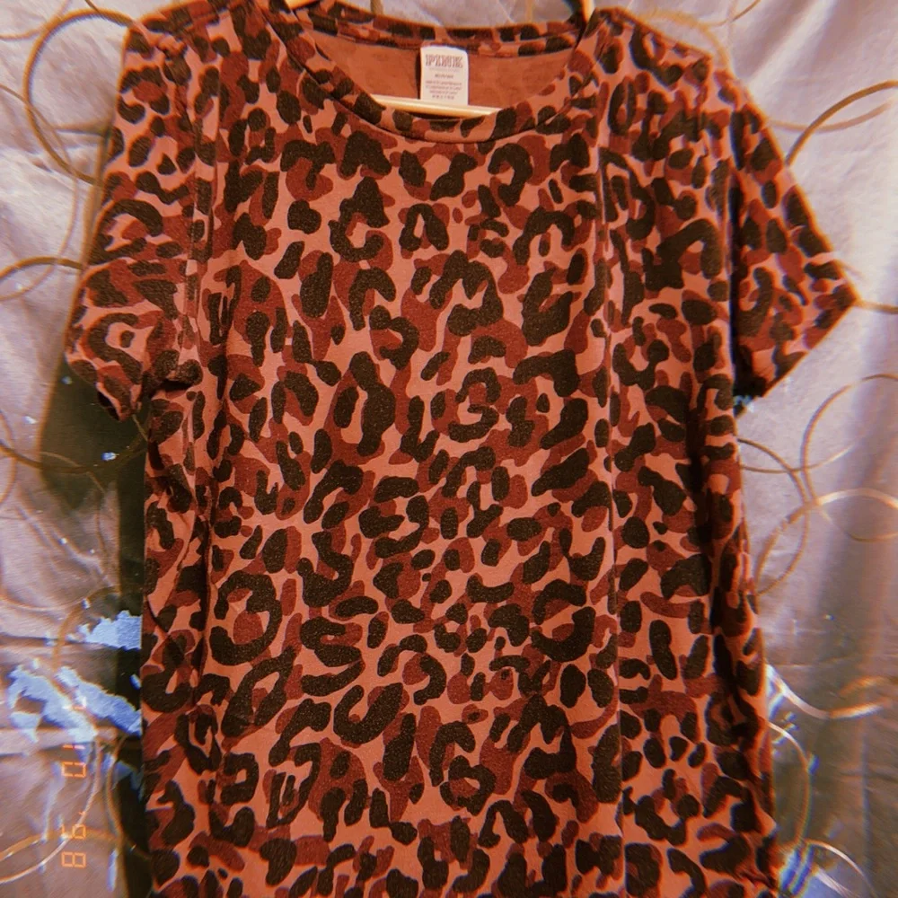 Top - Picture 2 of 3